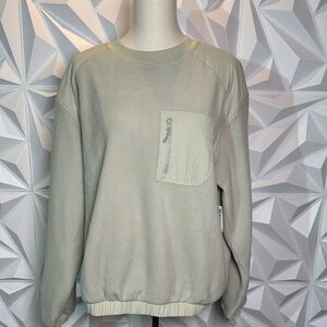 Old Navy Men's Light Gray Crewneck Sweater